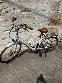 Ebike bici elettrica 26 pollici freni a disco