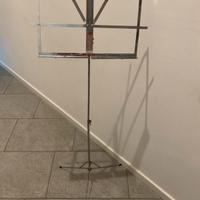 Leggio in metallo pieghevole