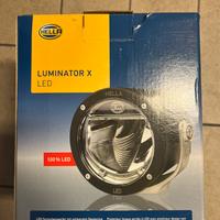 Faro supplementare Hella luminator x LED 12/24