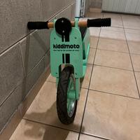 Bicicletta in legno per bambino