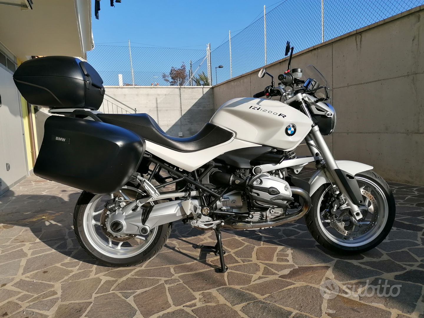 bmw r1200r 2010