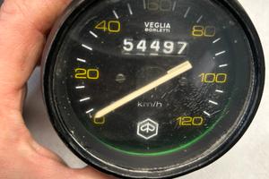 Contachilometri Originale Vespa px 125 150 200