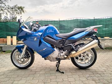 BMW F800ST