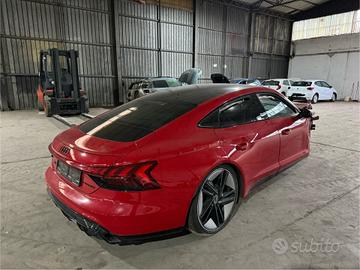 Audi e-tron RS etron GT 2022 INCIDENTATA