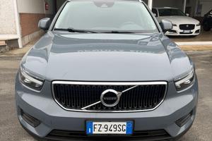 Volvo XC40 D3 AWD Geartronic Momentum