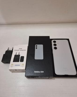 Samsung Galaxy S24 + caricatore USB (type C)