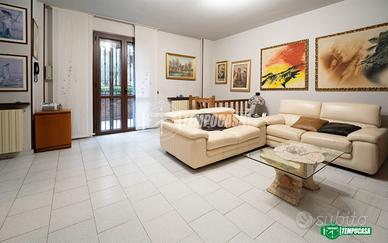 3 LOCALI OLTRE TAVERNA E BOX DOPPIO