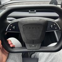 volante x Tesla model Y Juniper e model 3 highland