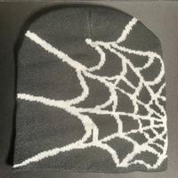 berretto ragnatela y2k