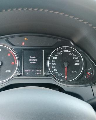 Audi Q5 3000 v6