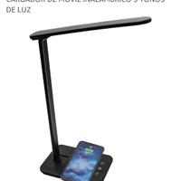 Lampada tavolo con carica cellulare