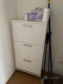 Scarpiera bianca come nuova per 18 paia di scarpe