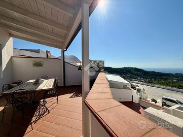 2 LOCALI A BARANO D'ISCHIA