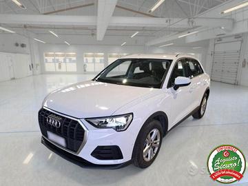 AUDI Q3 35 TDI S tronic Business Advanced