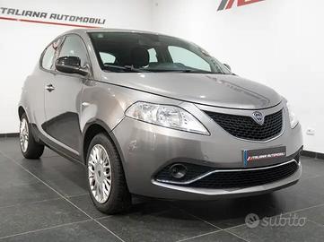 Lancia Ypsilon 1.2 69 CV 5 porte Gold