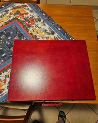 Cartella in legno con set per disegno