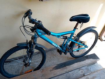 bici rockrider 24 6.0 prezzo un'po trattabile