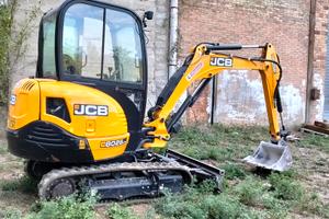 Escavatore JCB 8026 CTS