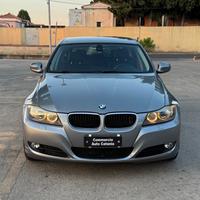 Bmw 320D INTERNI IN PELLE/NAVI/XENO