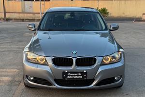 Bmw 320D INTERNI IN PELLE/NAVI/XENO