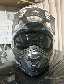 Casco nuovo taglia M