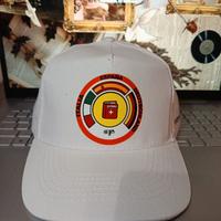 Cappello mostra quant'è lingui sai parlare