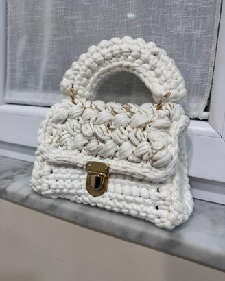 Borsa fatta a mano