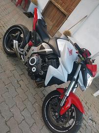 CB1000R