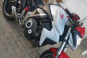 CB1000R