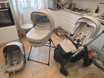 Trio Inglesina aptica