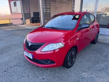 Lancia Ypsilon 1.2 69 CV 5 porte GPL Ecochic Gold