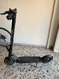 Monopattino elettrico Artengo