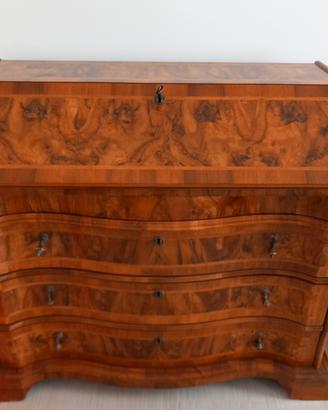 credenza e tavolo consolle