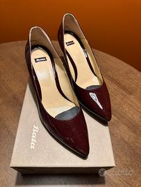 Scarpa elegante in vernice rossa