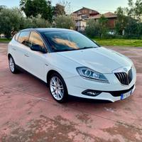 Lancia Delta 1.6 MJT 120cv 6 marce Platino
