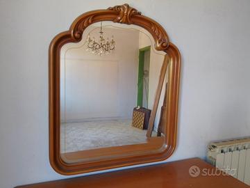 cassettiera, comodino , specchio