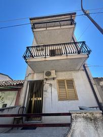palazzina indipenete 210mq marina di san lorenzo