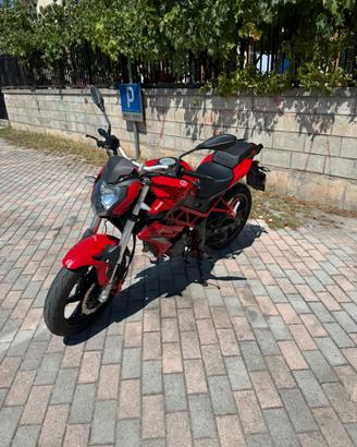 Benelli Bn 125