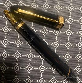 OMAS  360 TRIANGOLARE