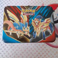 Collector's Chest Zamazenta e Zacian 