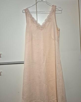 Camicia da notte smanicata color rosa antico