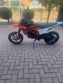 KTM 125 SMC R