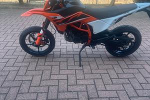KTM 125 SMC R