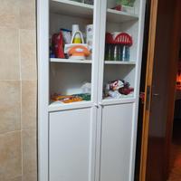 Sparecchia tavolo,credenza,tavolo sedie divano