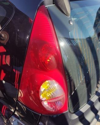Fanale posteriore sinistro PEUGEOT 107 del 2006
