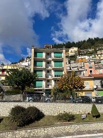 Intero stabile con terrazza panoramica