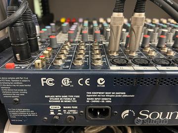 Soundcraft MFXi 12 con effetti Lexicon