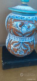 vaso da farmacista firmato Deruta in ceramica