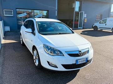 Opel Astra 1.7 CDTI 110CV 5 porte Cosmo