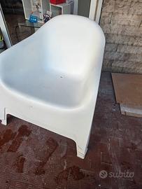 poltroncina in resina 